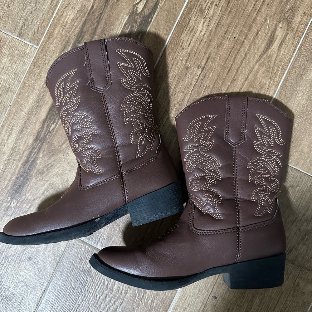 Kids brown cowboy boots Deerstags size 12